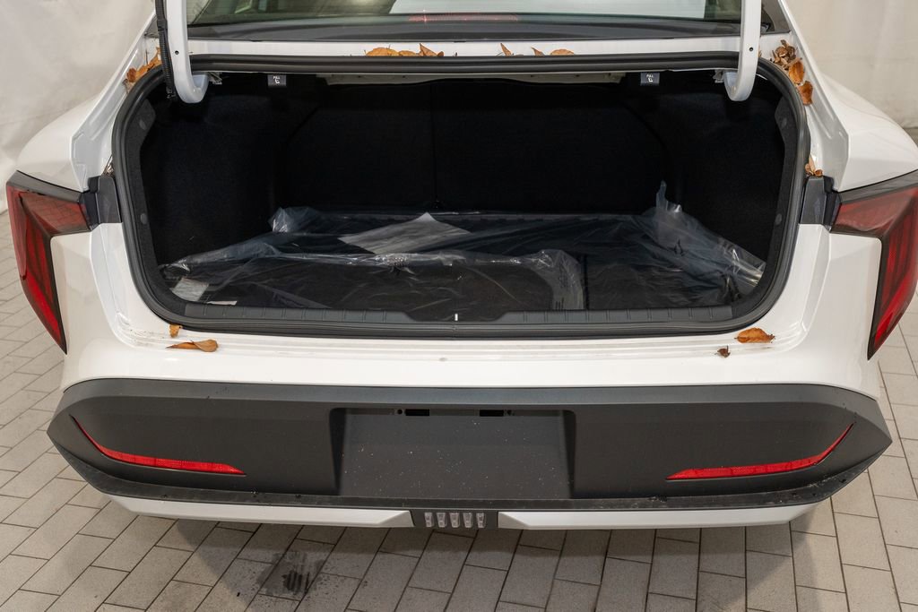 New 2025 Kia K4 LXS image 6