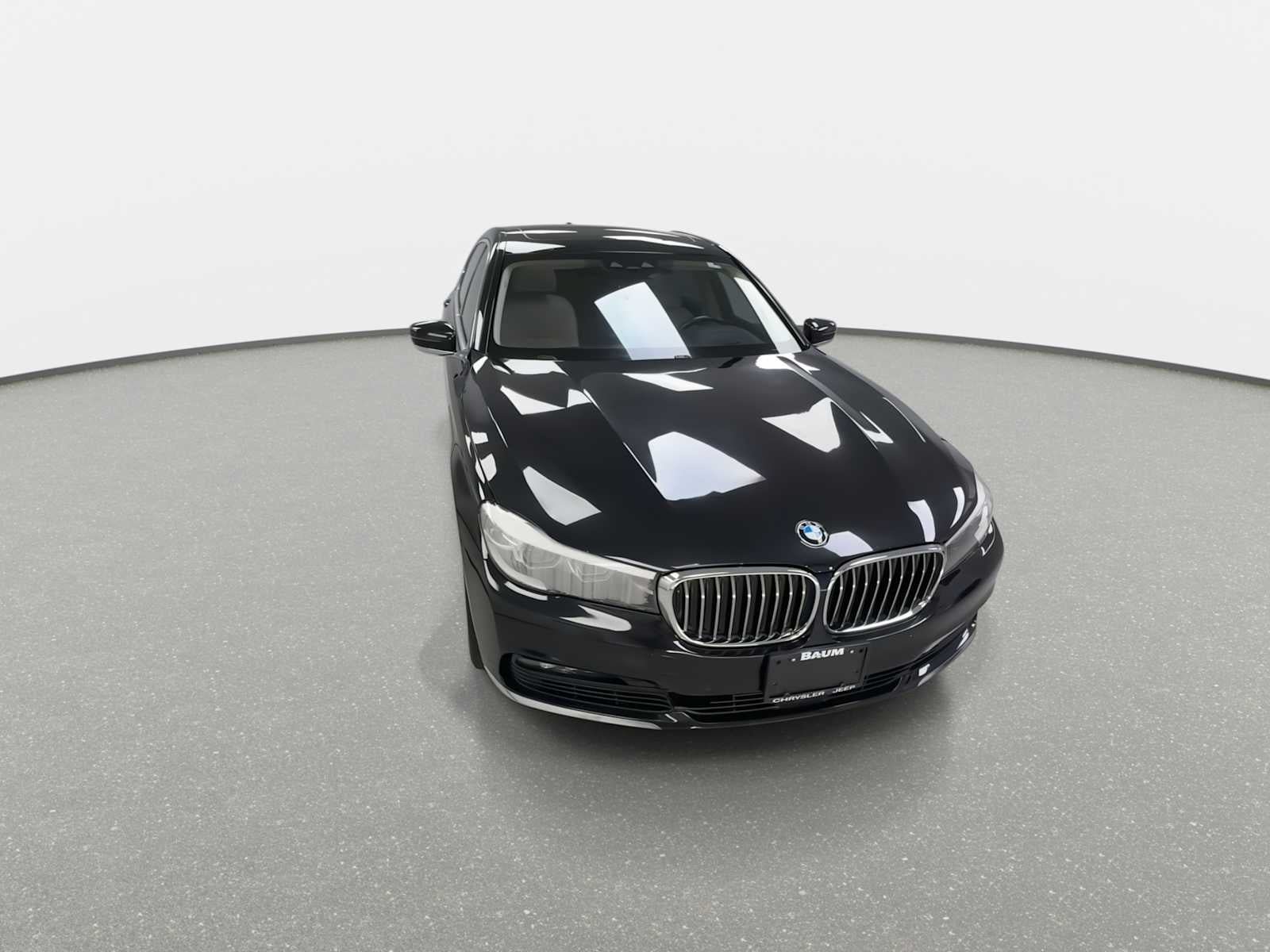 Used 2018 BMW 740i xDrive AWD/4WD image 3