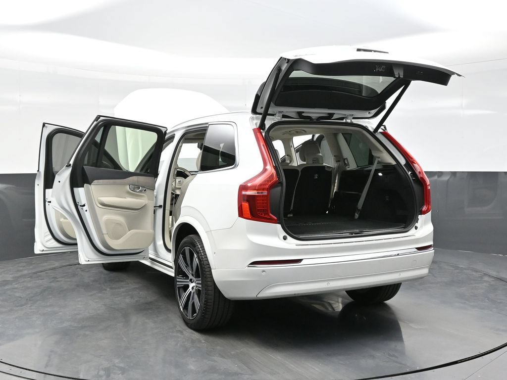 Used 2024 Volvo XC90 T8 Plus w/ Protection Package Premier AWD/4WD image 41