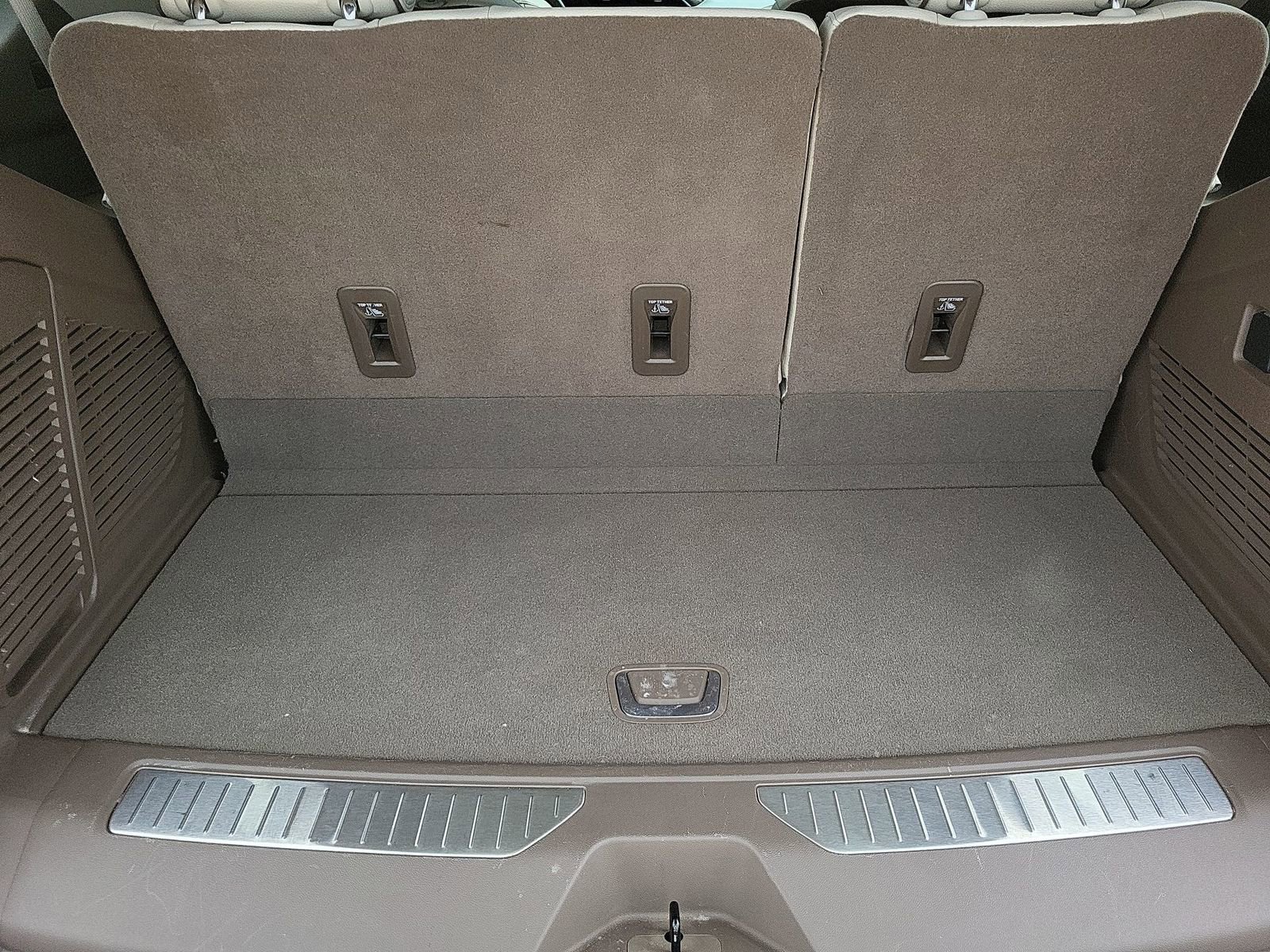 Certified 2024 GMC Yukon Denali image 27