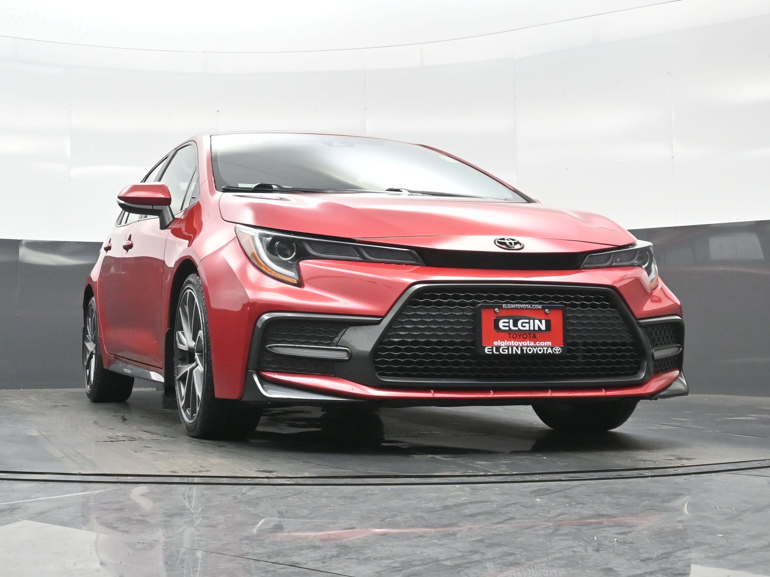 Used 2021 Toyota Corolla SE w/ Carpet Mat Package (TMS) image 23