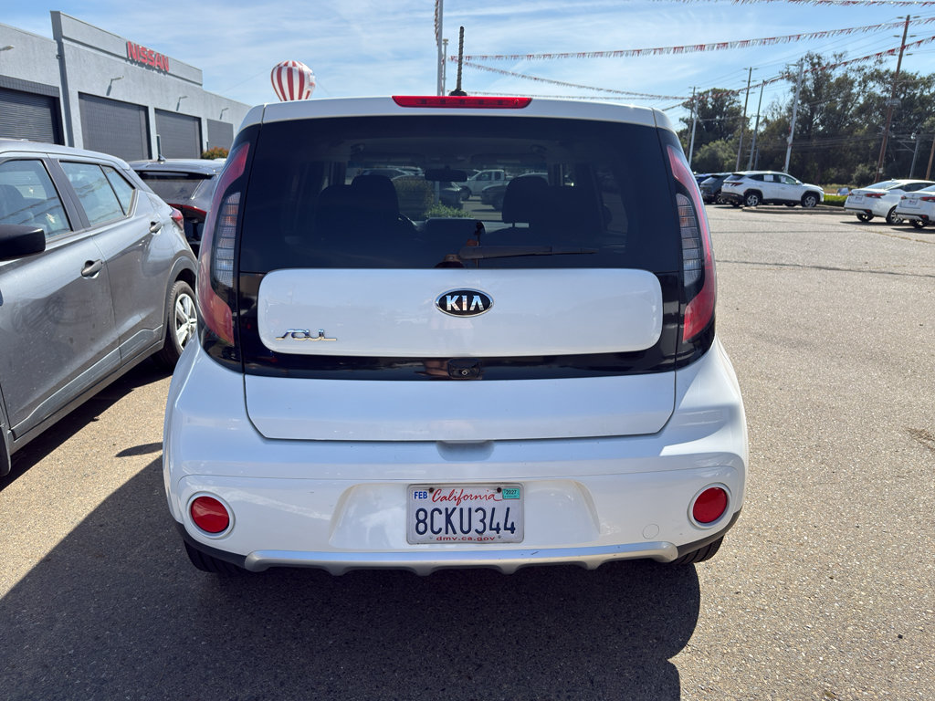 Used 2017 Kia Soul + FWD image 6