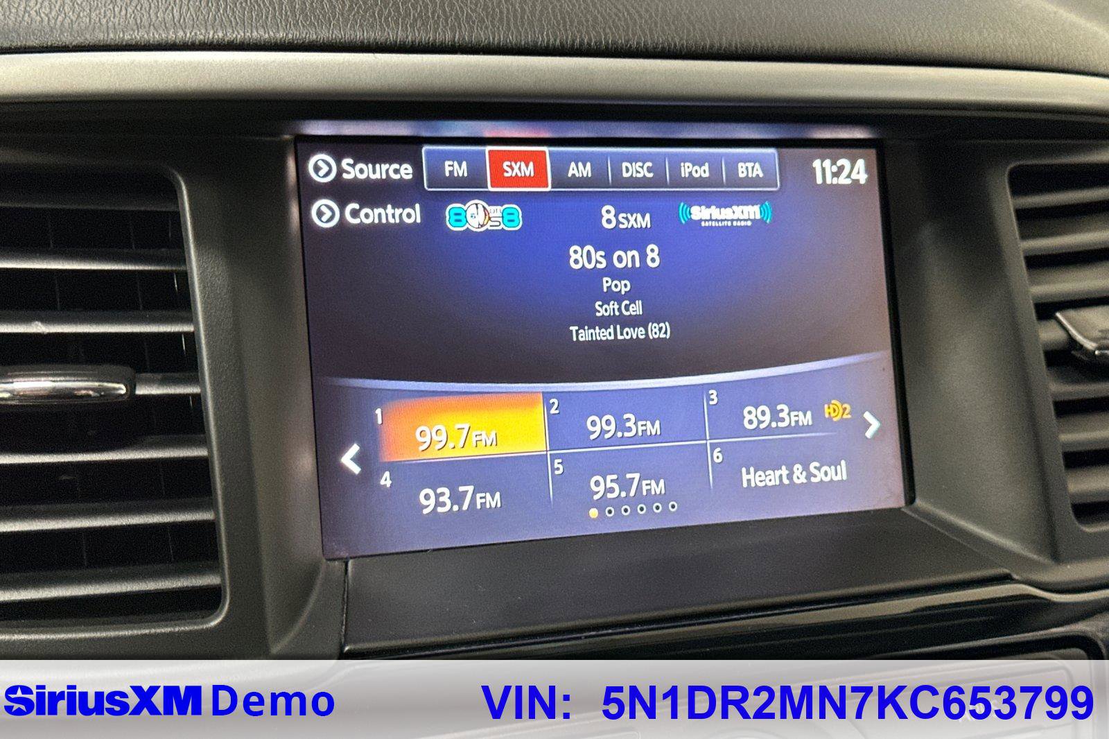 Used 2019 Nissan Pathfinder S image 54