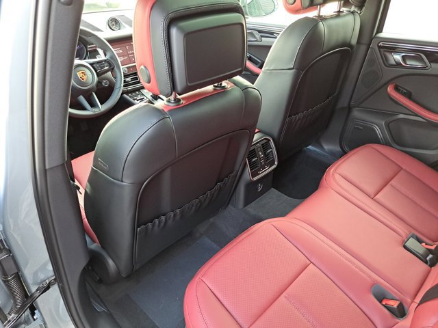 New 2026 Porsche Macan Turbo image 20