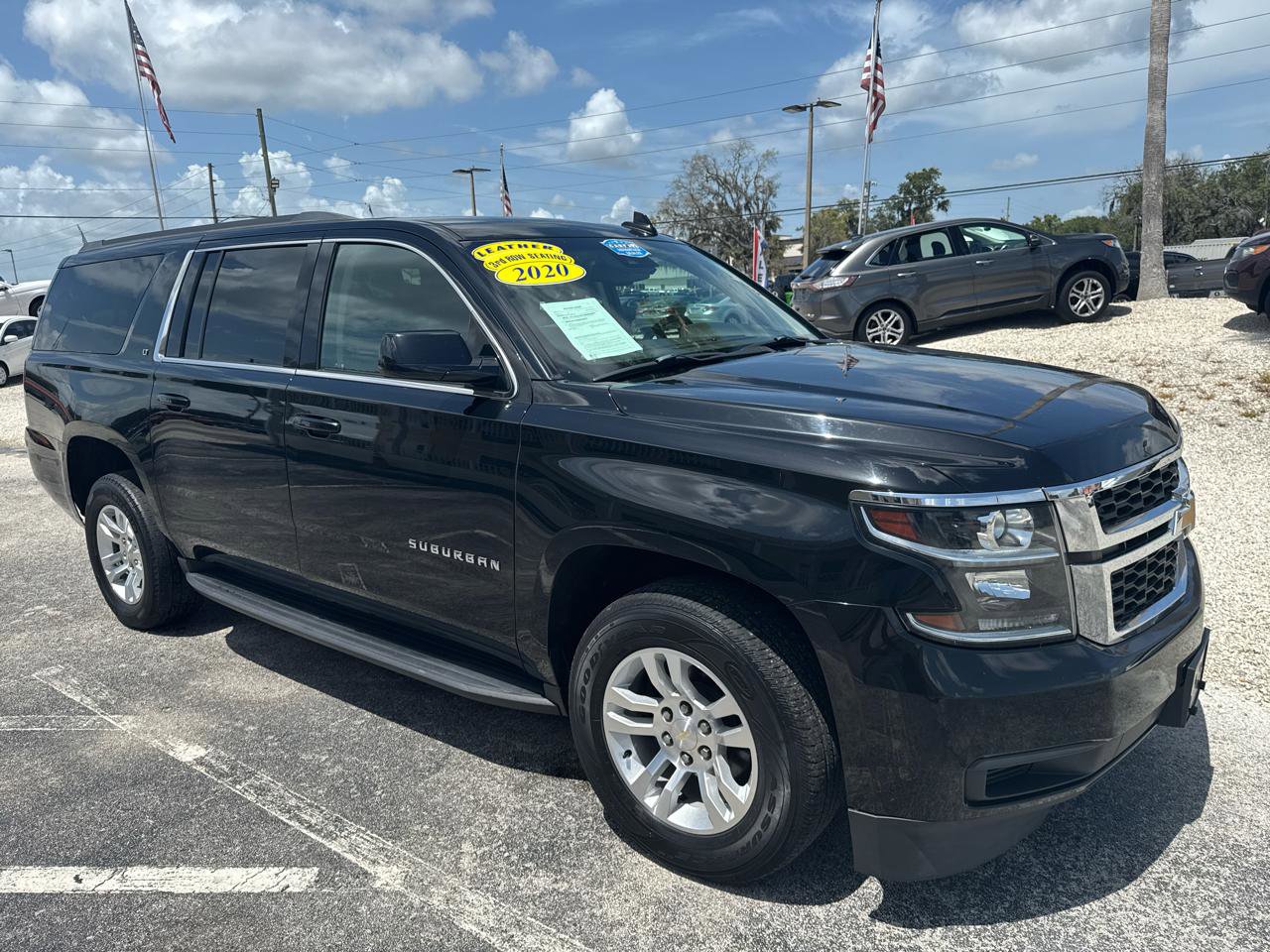 Used 2020 Chevrolet Suburban LT image 7