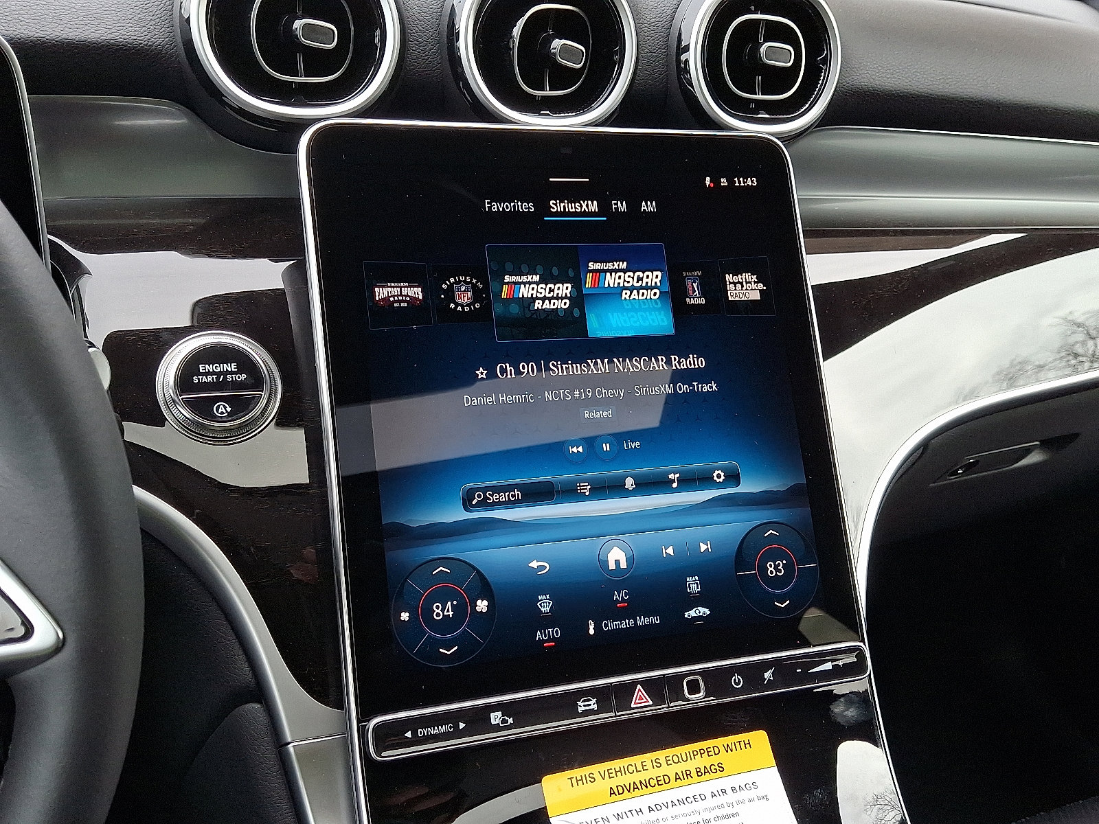 Used 2026 Mercedes-Benz GLC 300 4MATIC image 11