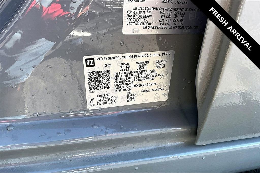 Used 2025 Chevrolet Silverado 1500 ZR2 w/ Dark Appearance Package image 18