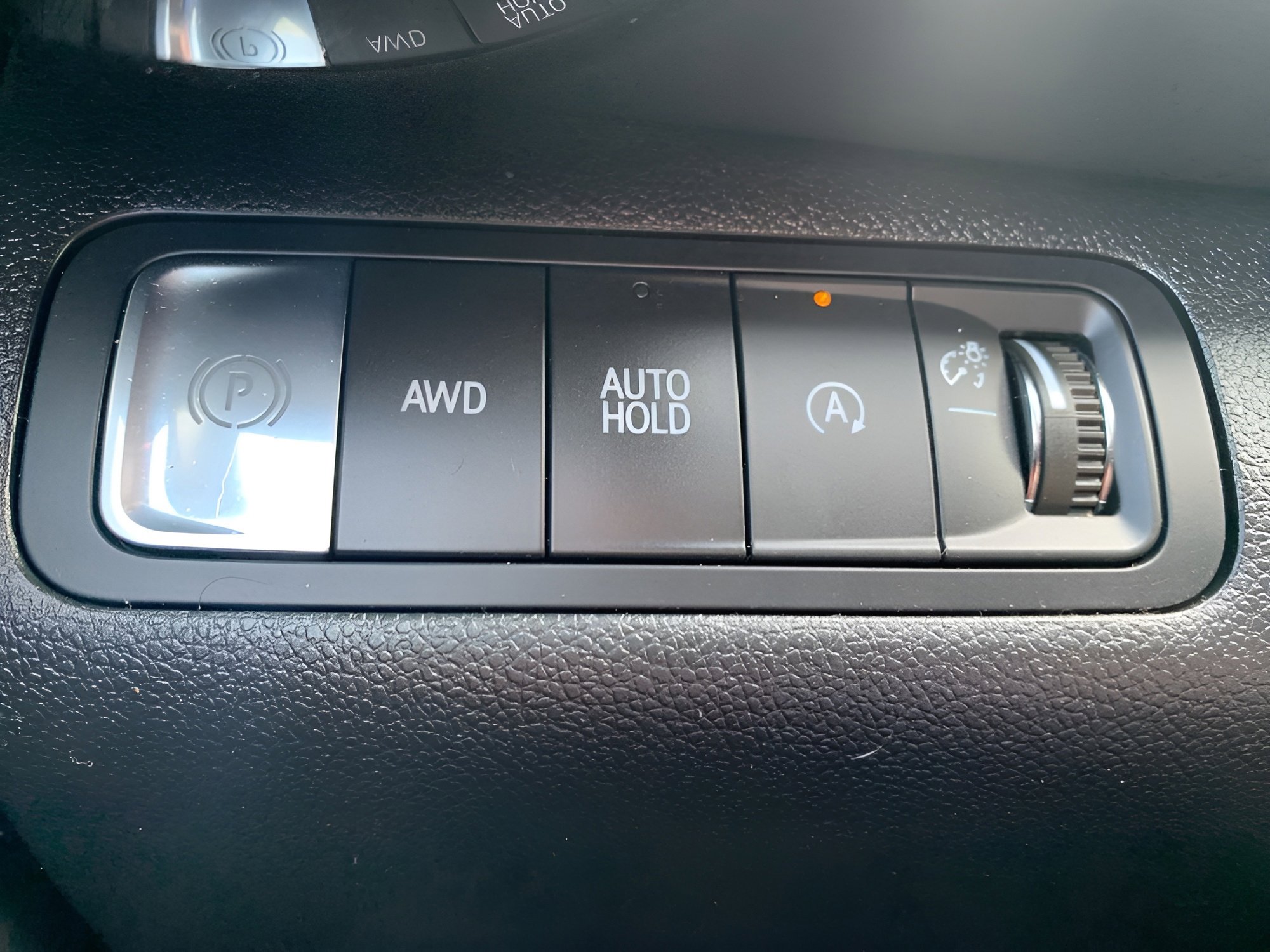 Used 2025 Chevrolet Equinox LT AWD/4WD image 11