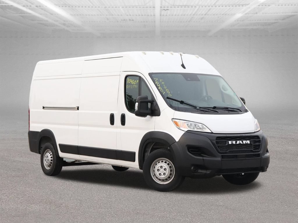 Used 2024 RAM ProMaster 2500 FWD image 2
