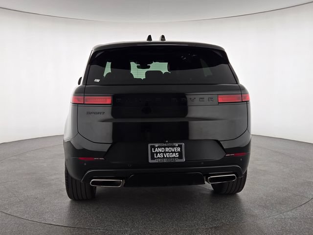 Used 2024 Land Rover Range Rover Sport SE AWD/4WD image 7