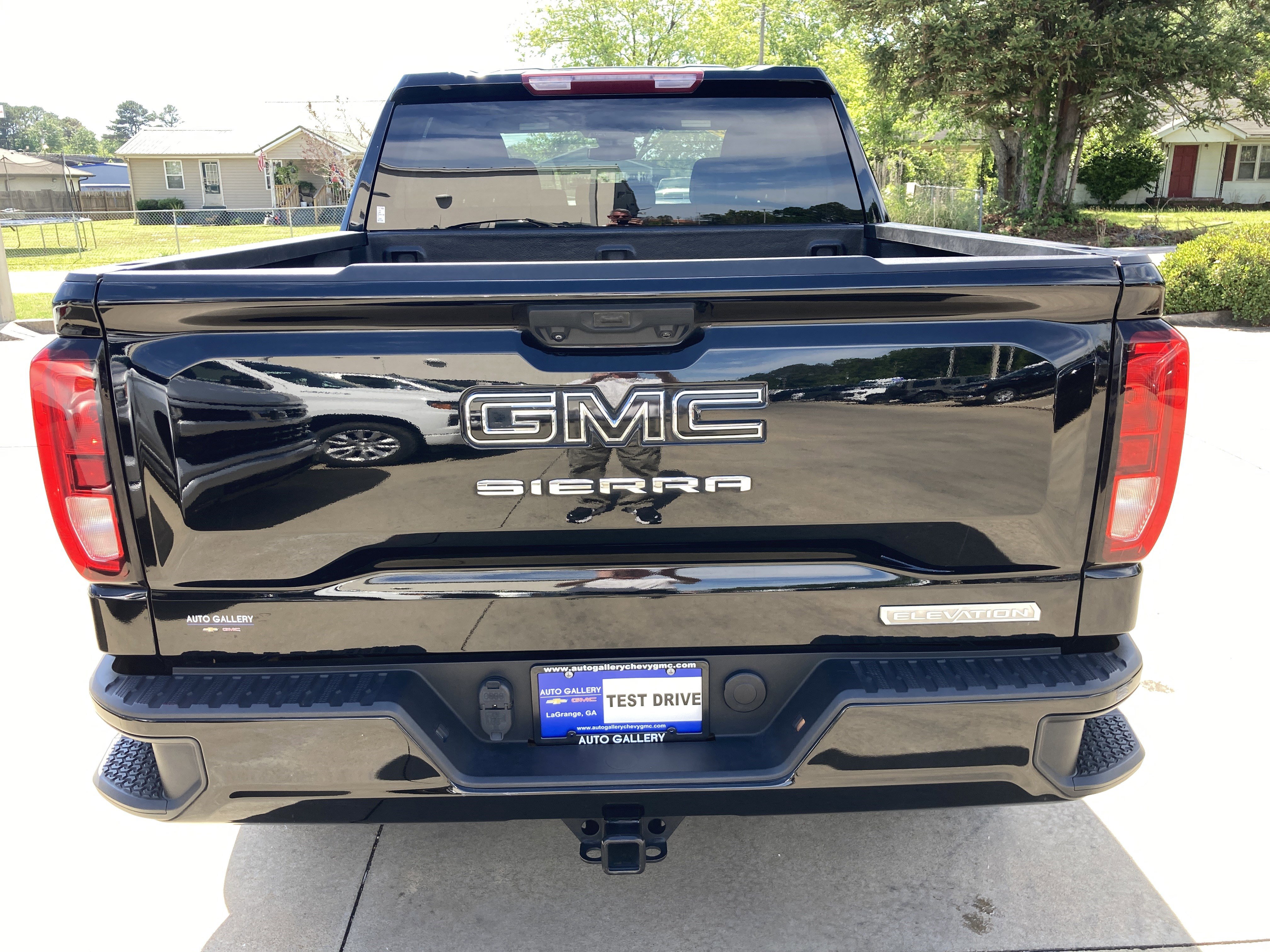 Certified 2022 GMC Sierra 1500 Elevation RWD image 7