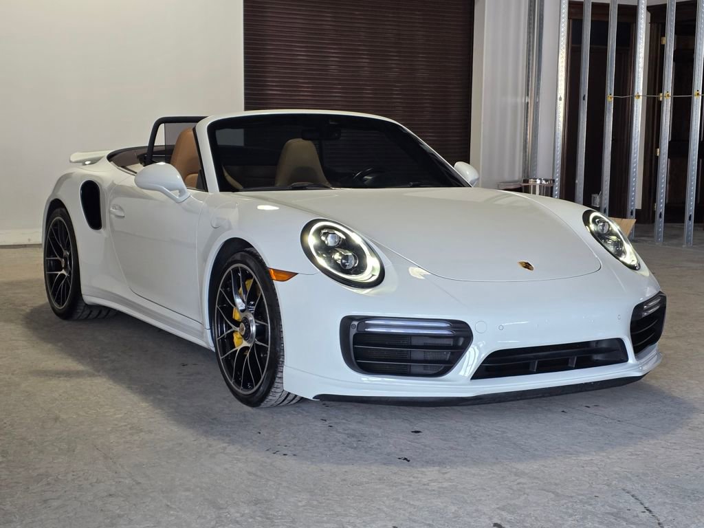 Used 2019 Porsche 911 Turbo S image 3
