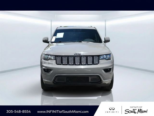 Used 2021 Jeep Grand Cherokee Laredo X RWD image 2