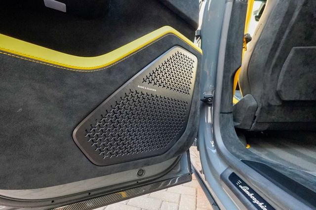 Used 2023 Lamborghini Urus Performante image 79