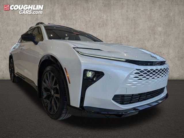 New 2025 Toyota Crown Signia w/ Advanced Technology Package 360° Tour