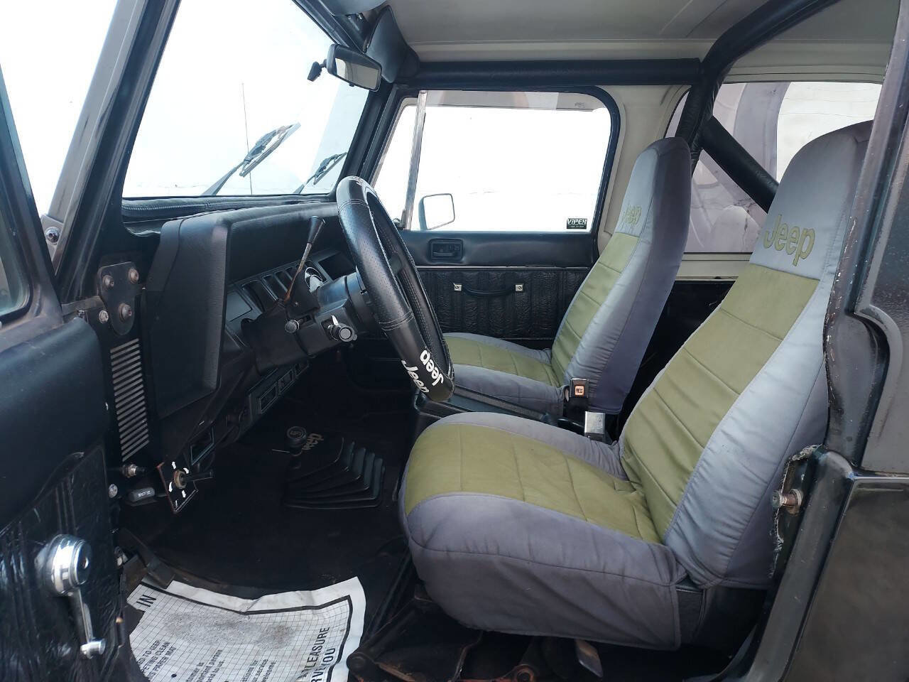 Used 1987 Jeep Wrangler Laredo image 5