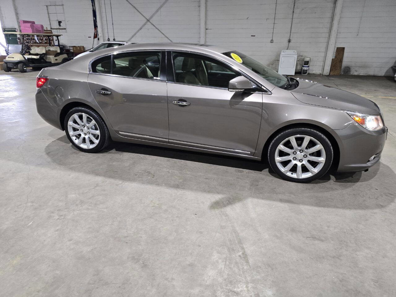 Used 2011 Buick LaCrosse CXS w/ Driver Confidence Package FWD image 15