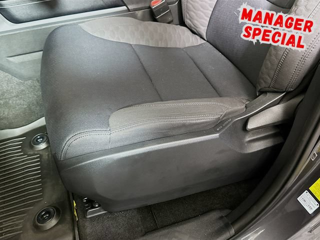 Used 2023 Toyota Tundra SR5 w/ SR5 Convenience Package AWD/4WD image 21