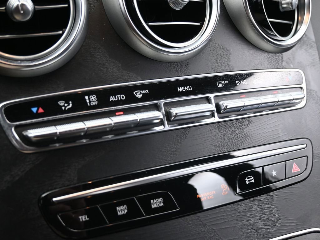Used 2022 Mercedes-Benz GLC 300 image 16