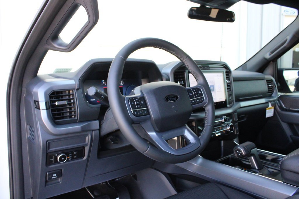 New 2026 Ford F150 XLT w/ XLT Black Appearance Package AWD/4WD image 2