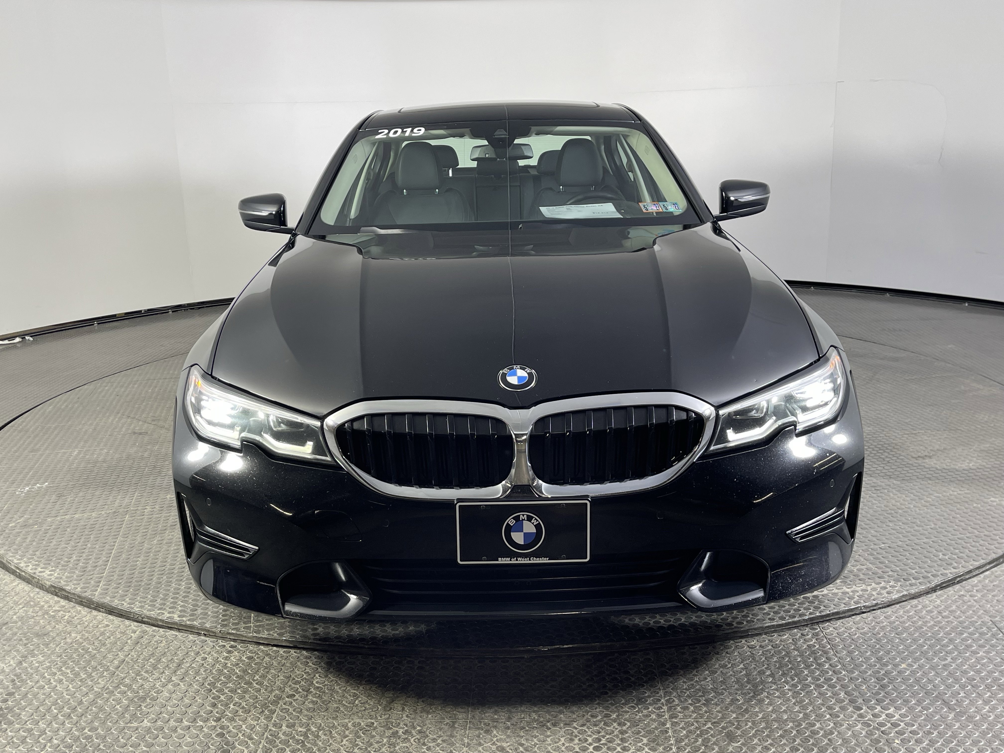 Used 2019 BMW 330i xDrive Sedan AWD/4WD image 2