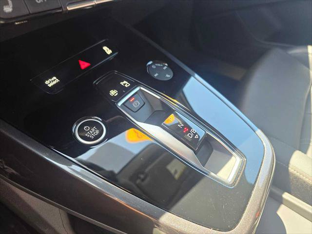 Used 2023 Audi Q4 e-tron Premium w/ Convenience Package AWD/4WD image 33