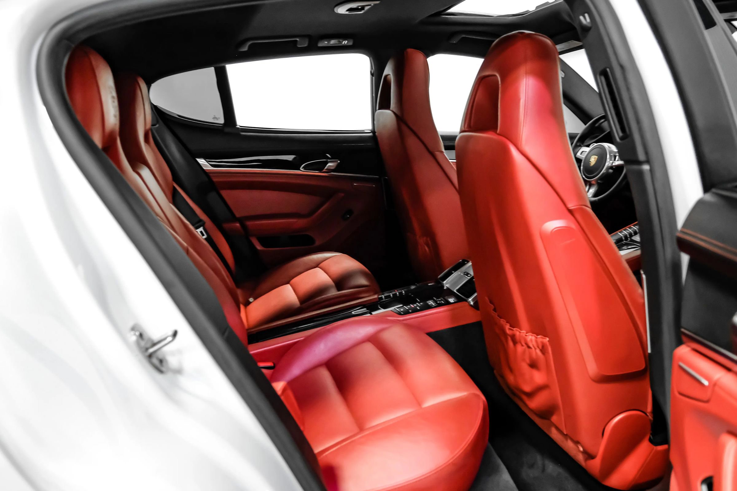 Used 2014 Porsche Panamera S image 15