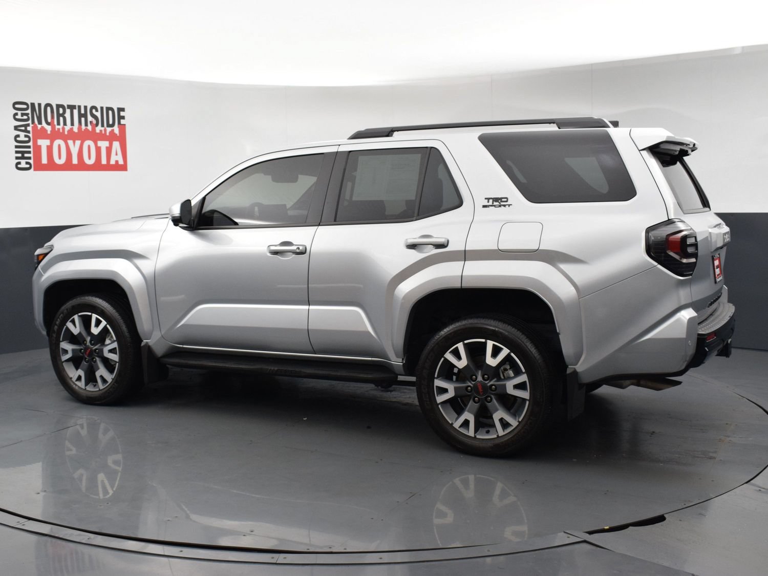 Used 2025 Toyota 4Runner TRD Sport Premium AWD/4WD image 2