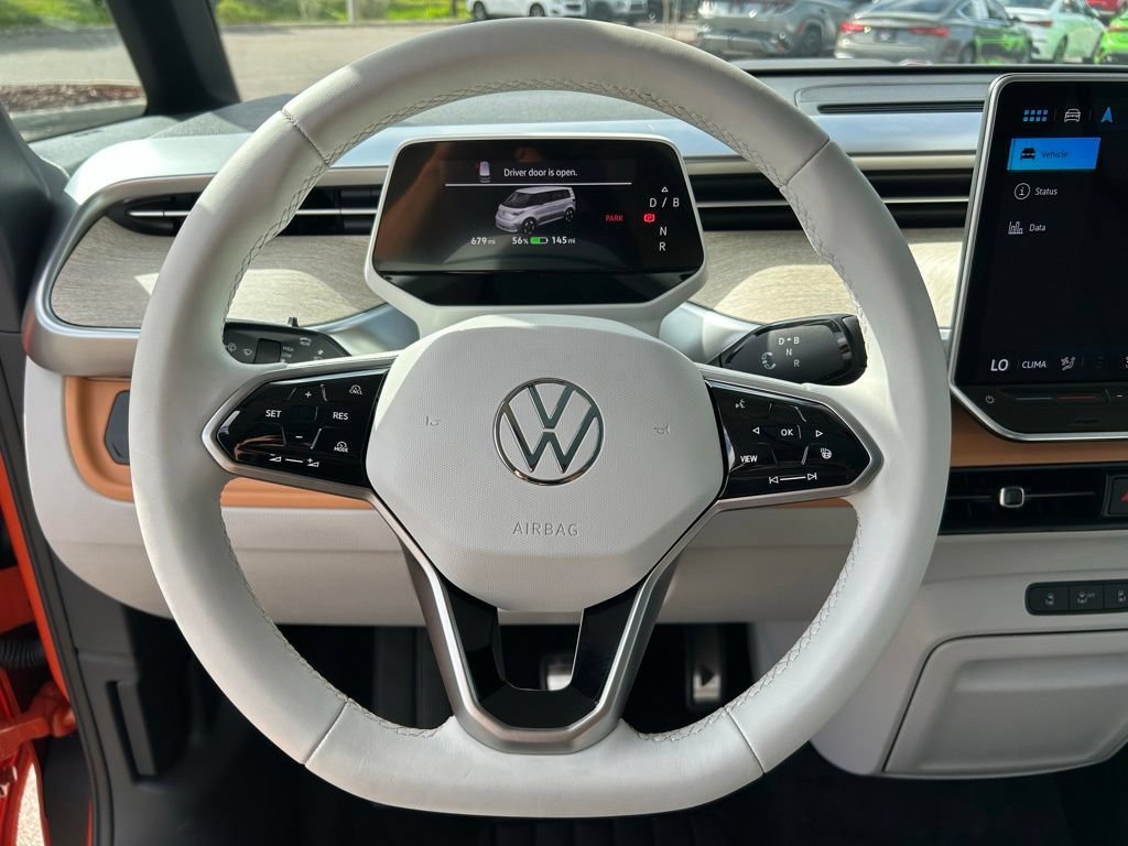Used 2025 Volkswagen ID. Buzz Pro S Plus RWD image 22
