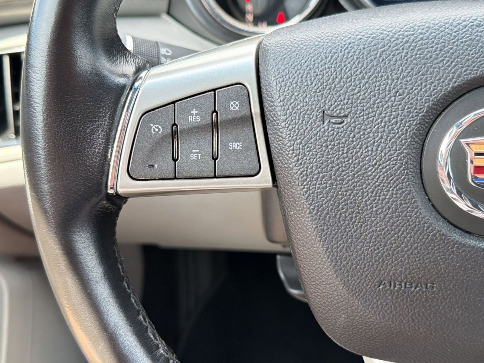 Used 2013 Cadillac CTS Coupe RWD image 14
