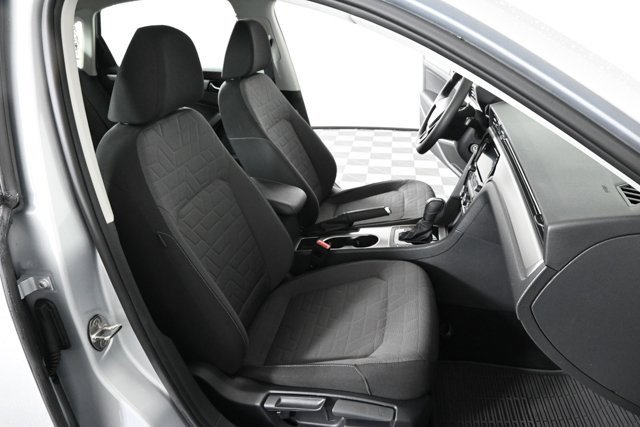 Certified 2021 Volkswagen Passat 2.0T S image 11