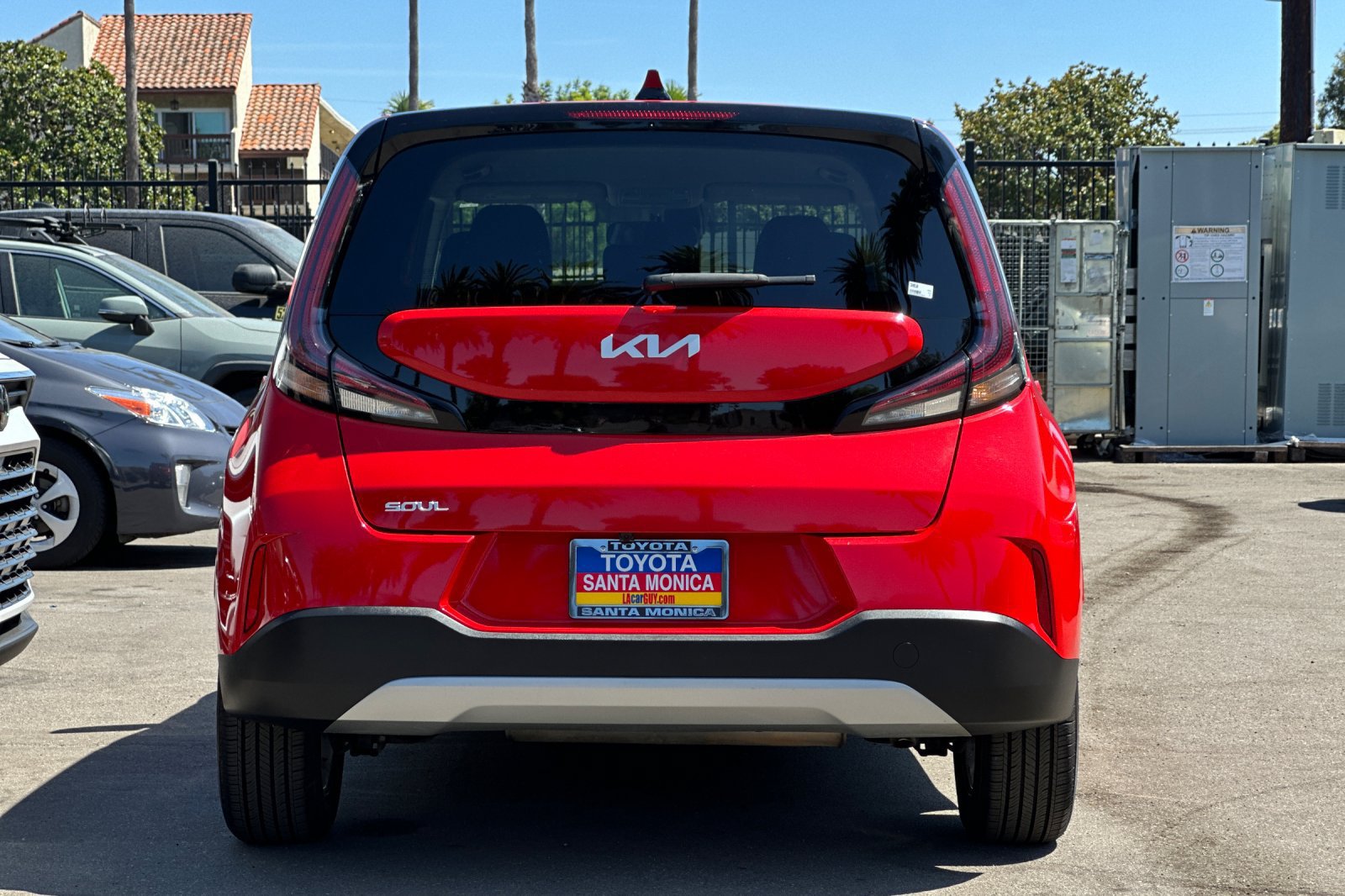 Used 2024 Kia Soul LX w/ Option Group 015 FWD image 5