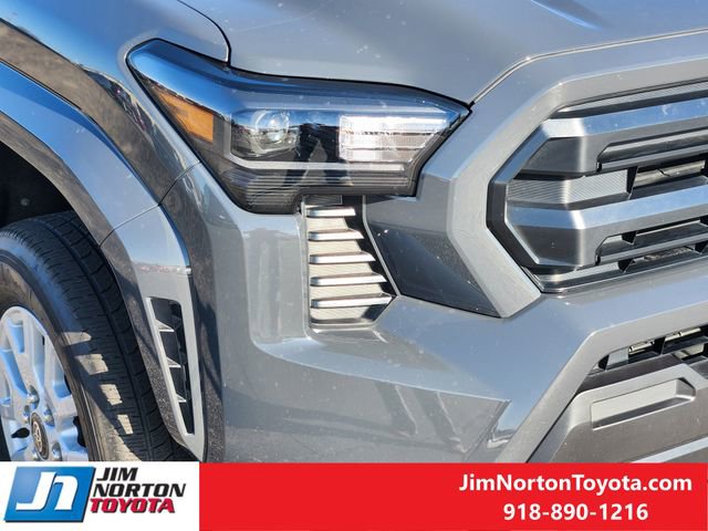 Used 2024 Toyota Tacoma SR image 10