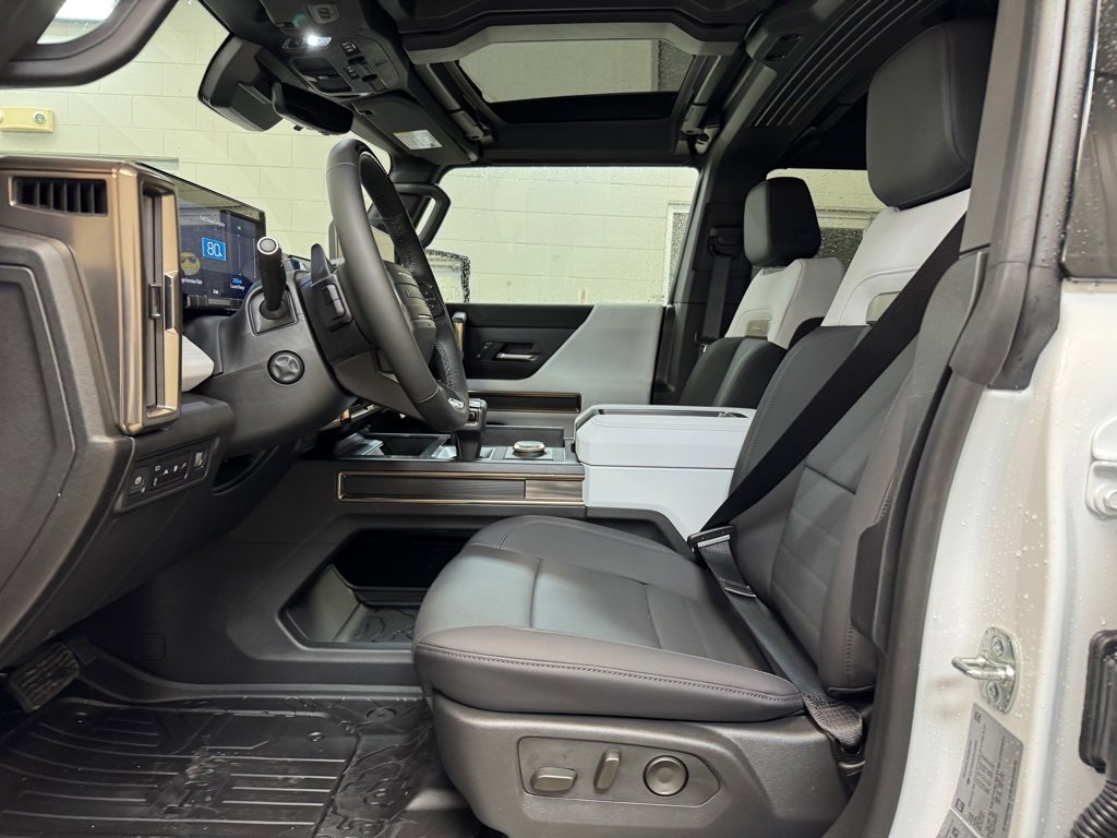 New 2025 GMC Hummer EV 2X image 12