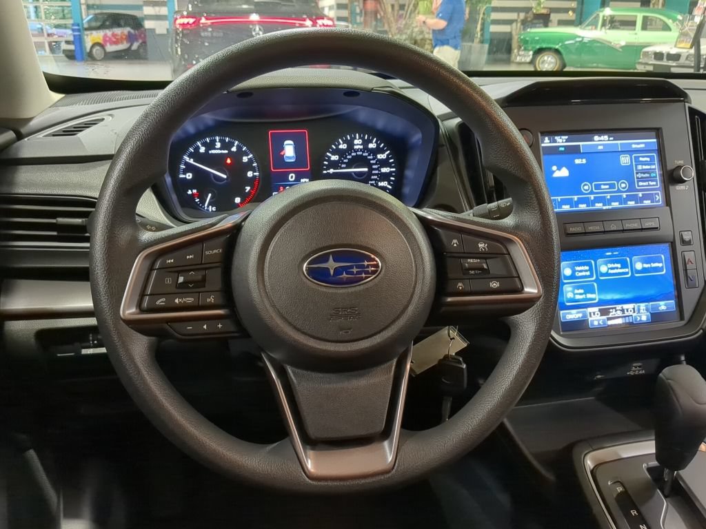 Used 2025 Subaru Impreza 2.0i AWD/4WD image 11