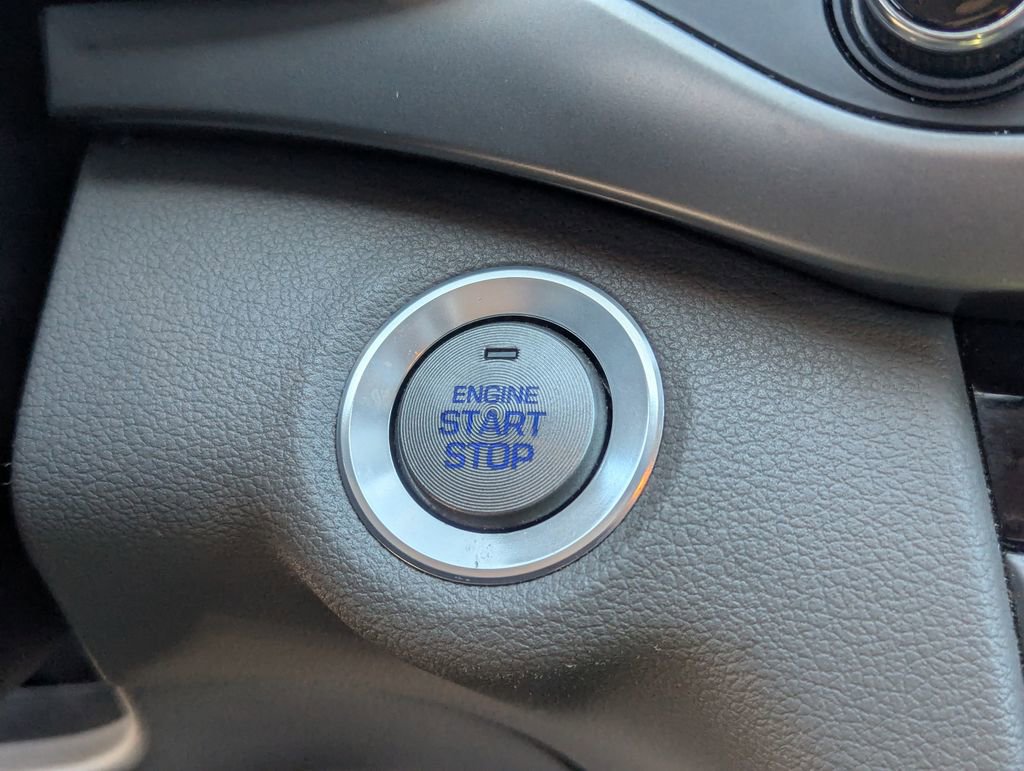 Used 2017 Hyundai Elantra SE w/ SE A/T Tech Package 03 image 18