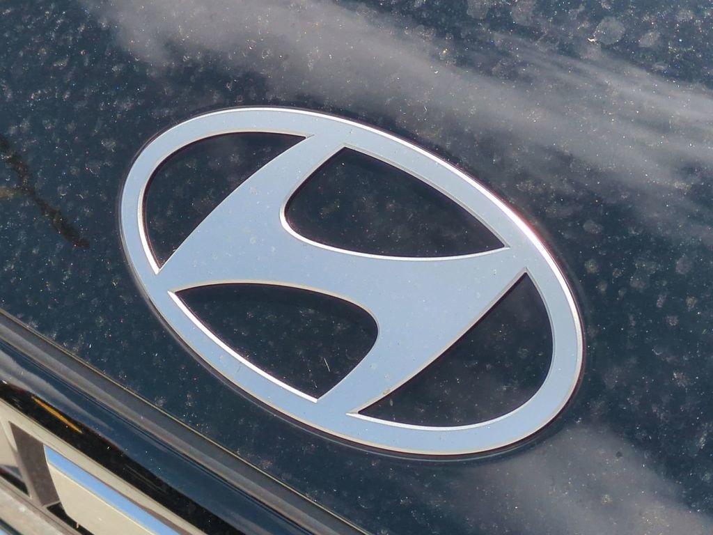 New 2026 Hyundai Santa Fe SE image 13