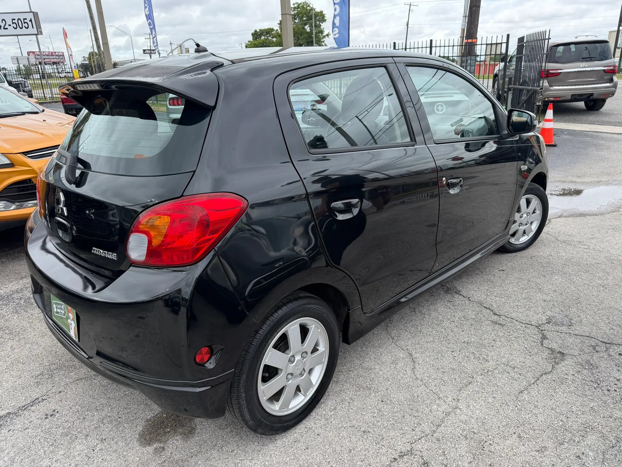 Used 2015 Mitsubishi Mirage ES FWD image 4