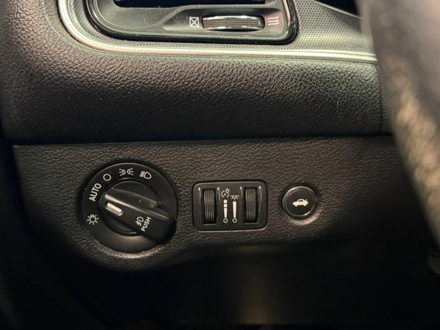 Used 2017 Dodge Challenger GT w/ Driver Convenience Group image 45