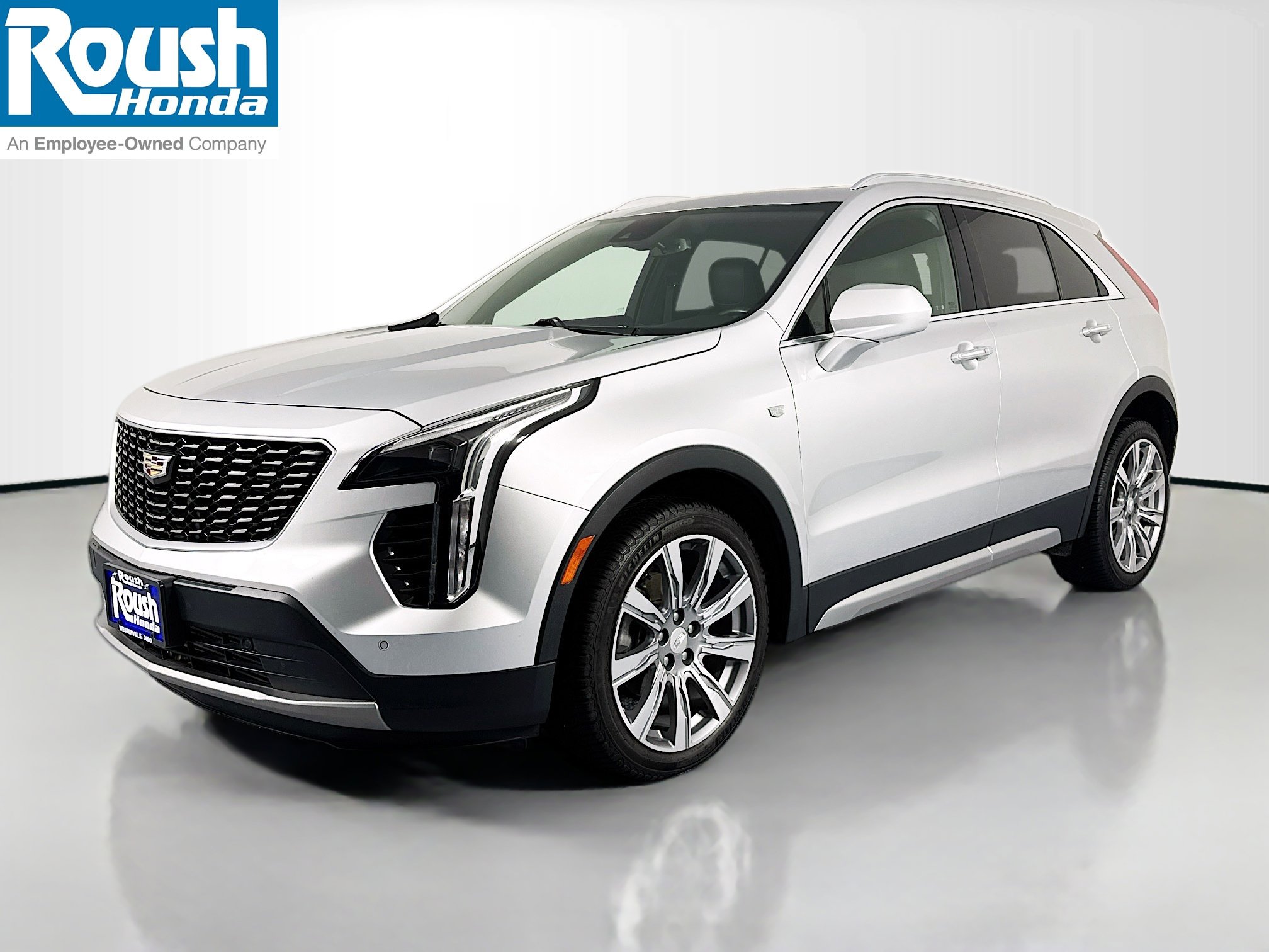Used 2019 Cadillac XT4 Premium Luxury w/ Cold Weather Package image 1