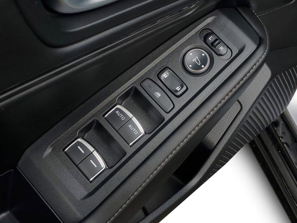 Used 2025 Honda Accord Sport image 14