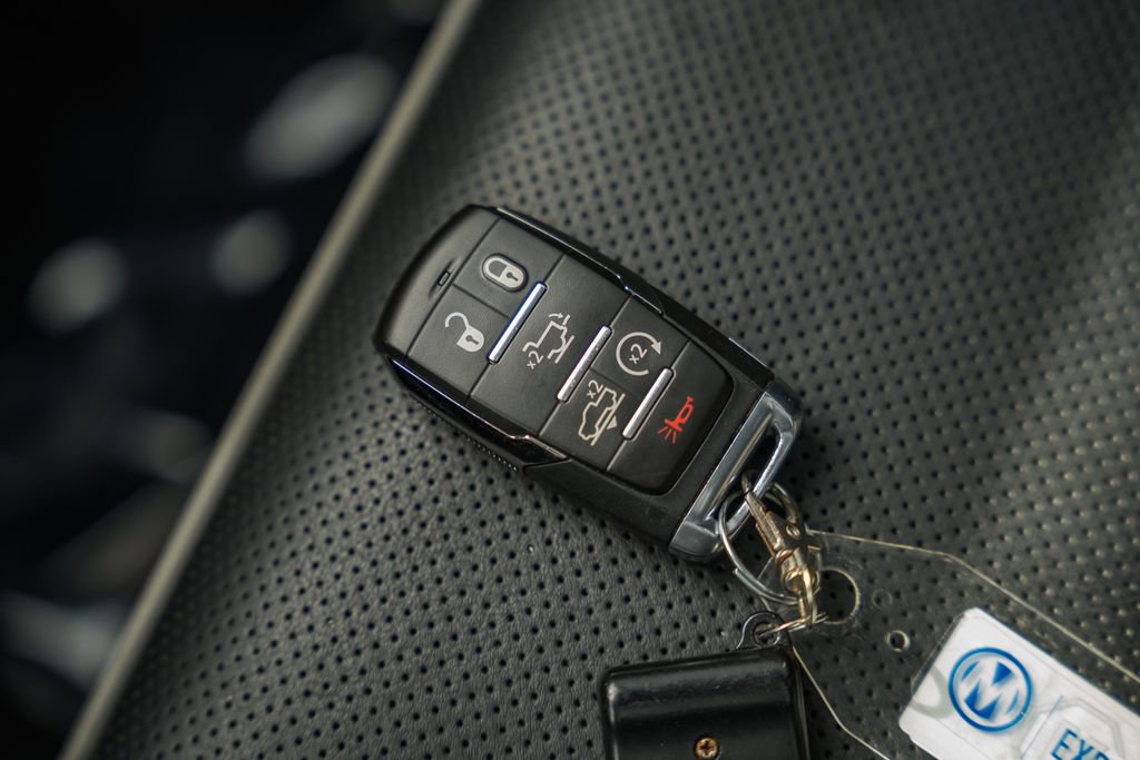 Certified 2023 RAM 1500 Limited w/ Body Color Bumper Group image 57