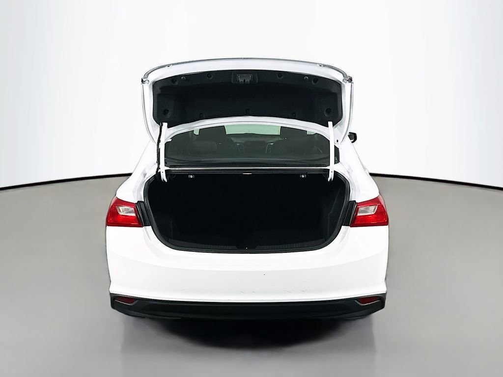 Used 2023 Chevrolet Malibu LT image 28