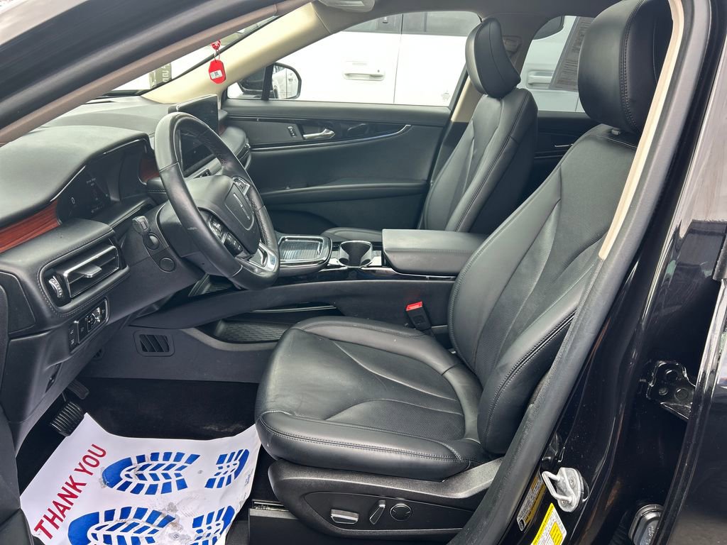 Certified 2023 Lincoln Nautilus Reserve w/ Monochromatic Package image 11