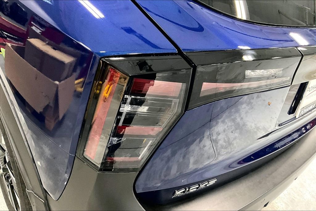 Certified 2025 Nissan Kicks SV image 29