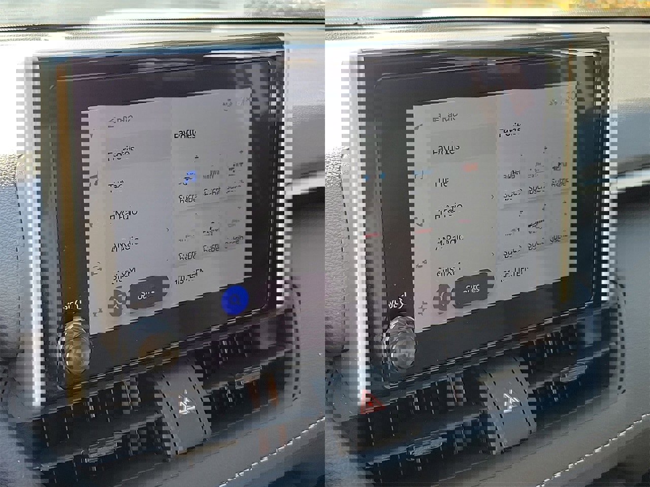 Used 2025 Toyota RAV4 LE image 24