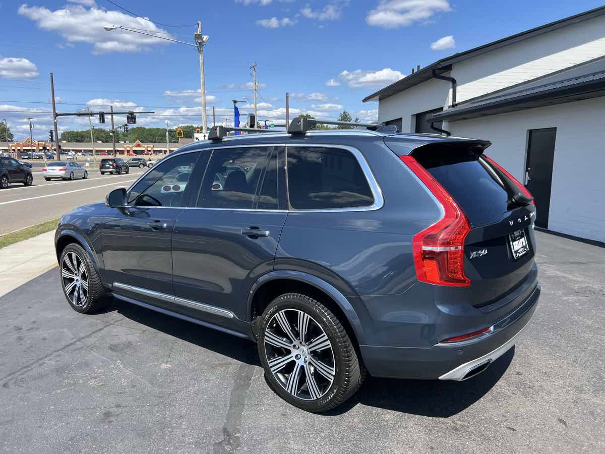 Used 2020 Volvo XC90 T6 Inscription image 3