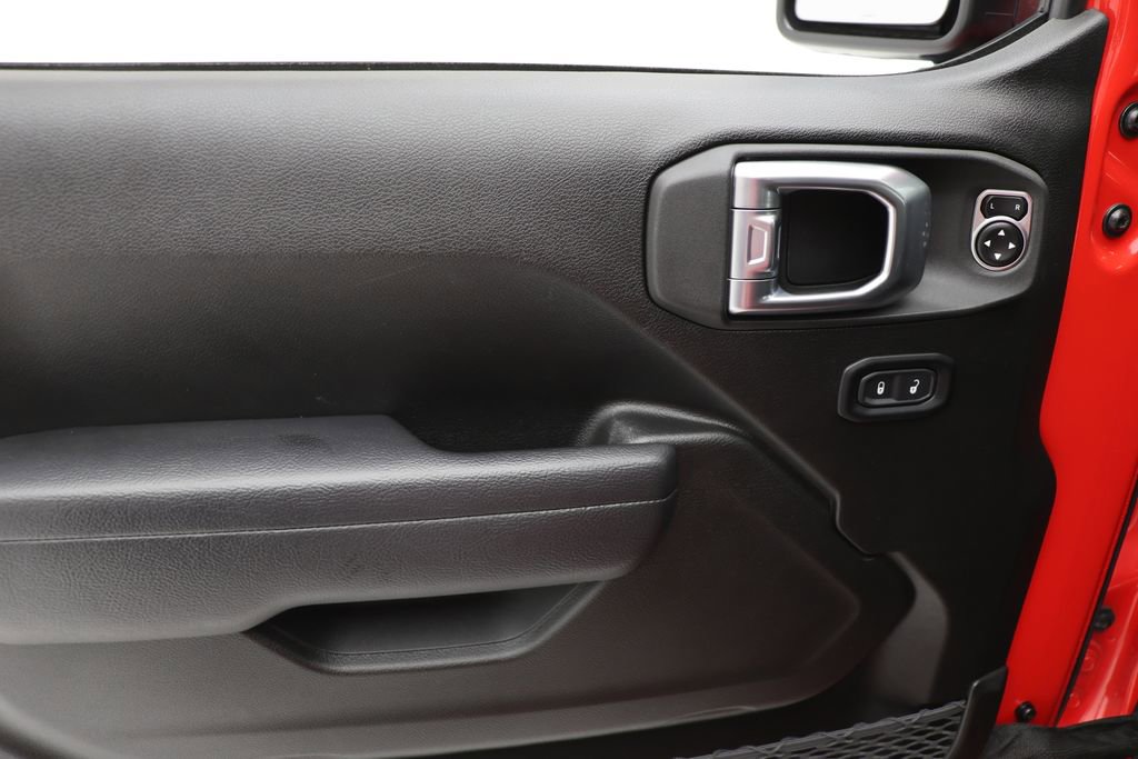 Used 2024 Jeep Gladiator Mojave w/ Dual Top Group AWD/4WD image 19