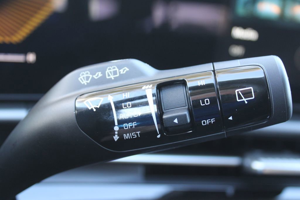 New 2026 Kia Sportage EX image 32