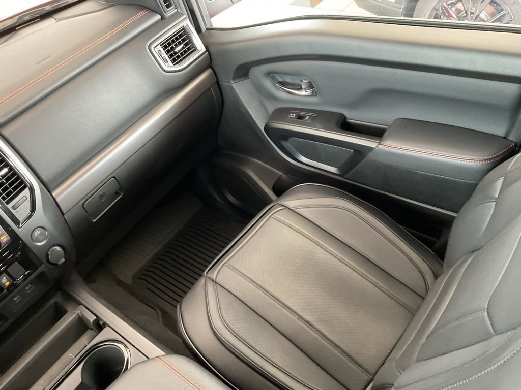 Used 2024 Nissan Titan PRO-4X w/ Pro-4x Utility Package image 17